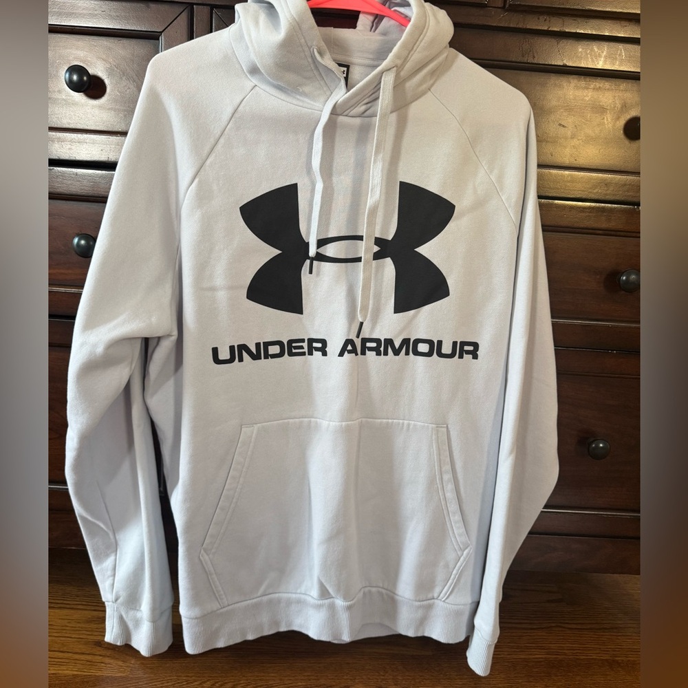 Never worn hoodie.